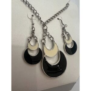 Tanya Creations Silver Tone Black Ivory Enamel Necklace Earrings Set Y2K Minimal